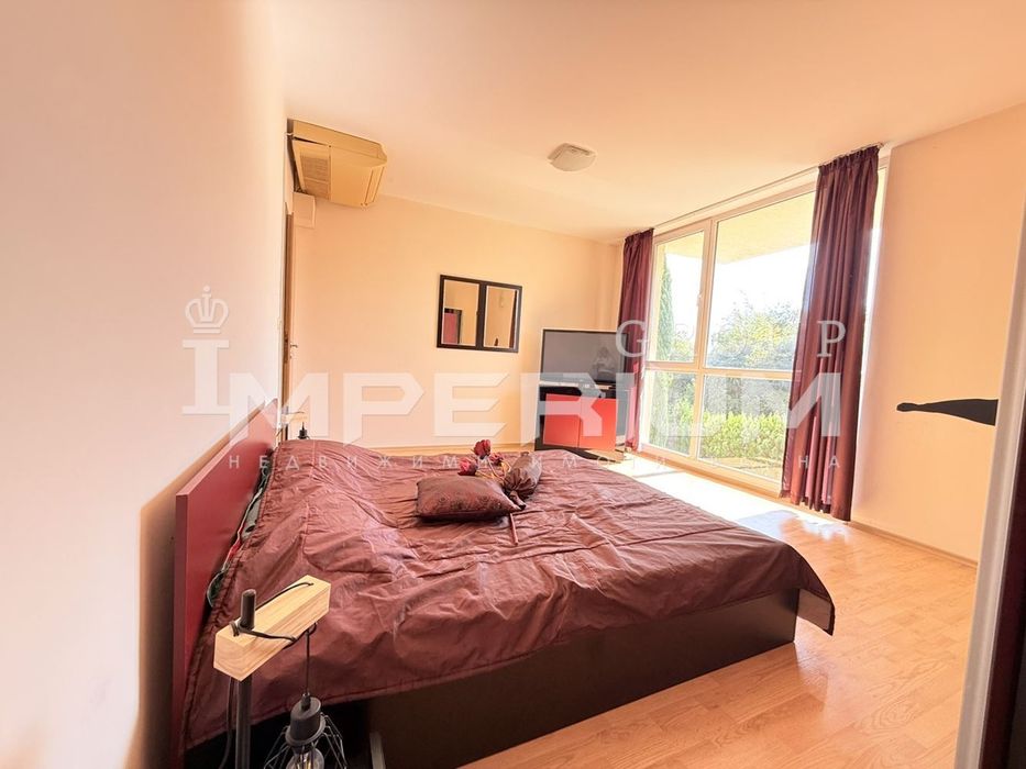 Дава се под наем Тристаен апартамент в Варна, Галата - 120 кв.м за 850 € - Снимка #8