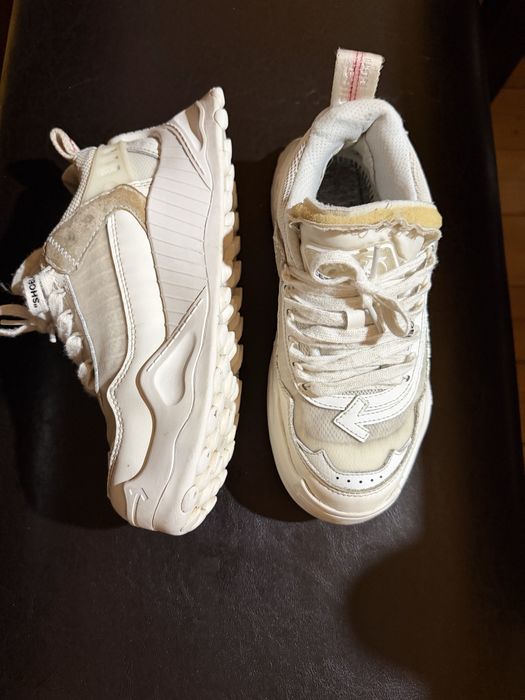 Vand off white odsy-1000