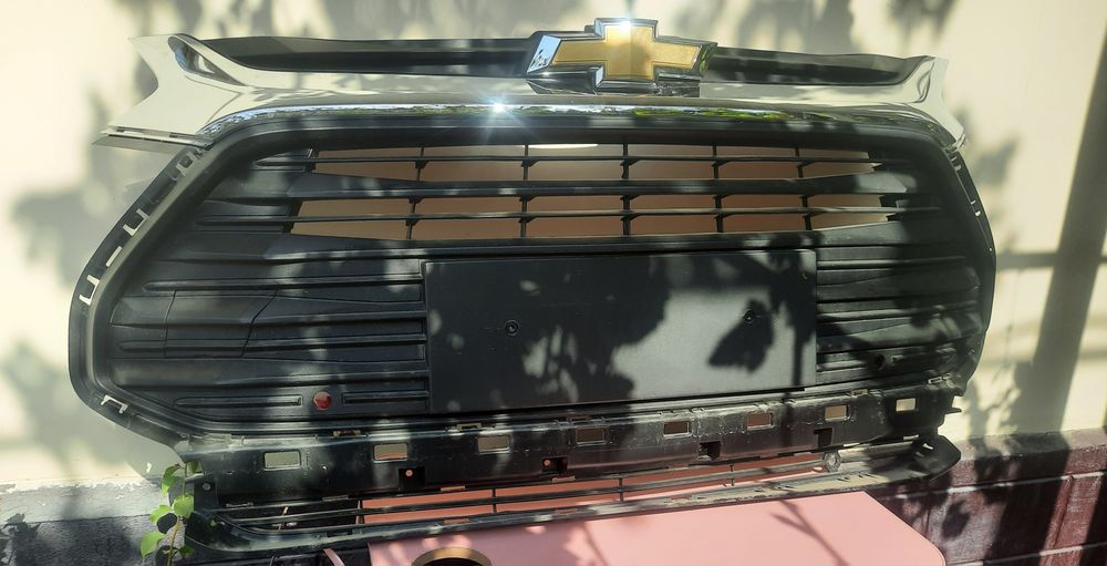 Облицовка Трекер  янги