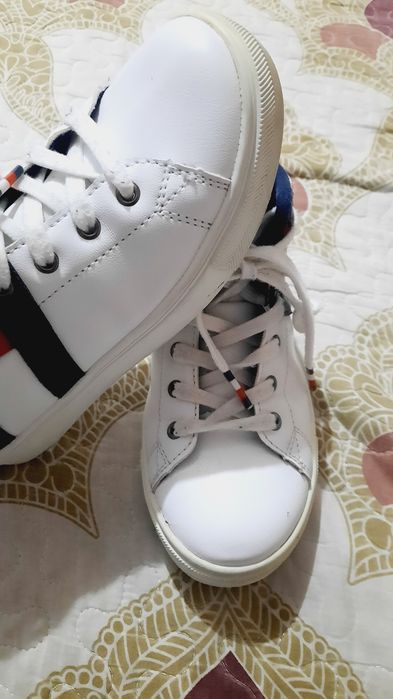 Adidași pentru copii Tommy Hilfiger originali nr.32,interior 20.6 cm