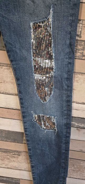 Guess XS-дамски дънки (А-240)