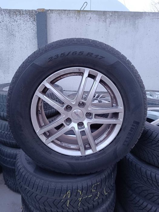 Jante Roti Dezent Audi Q5 Cauciucuri Iarna 235 65 17 5x112