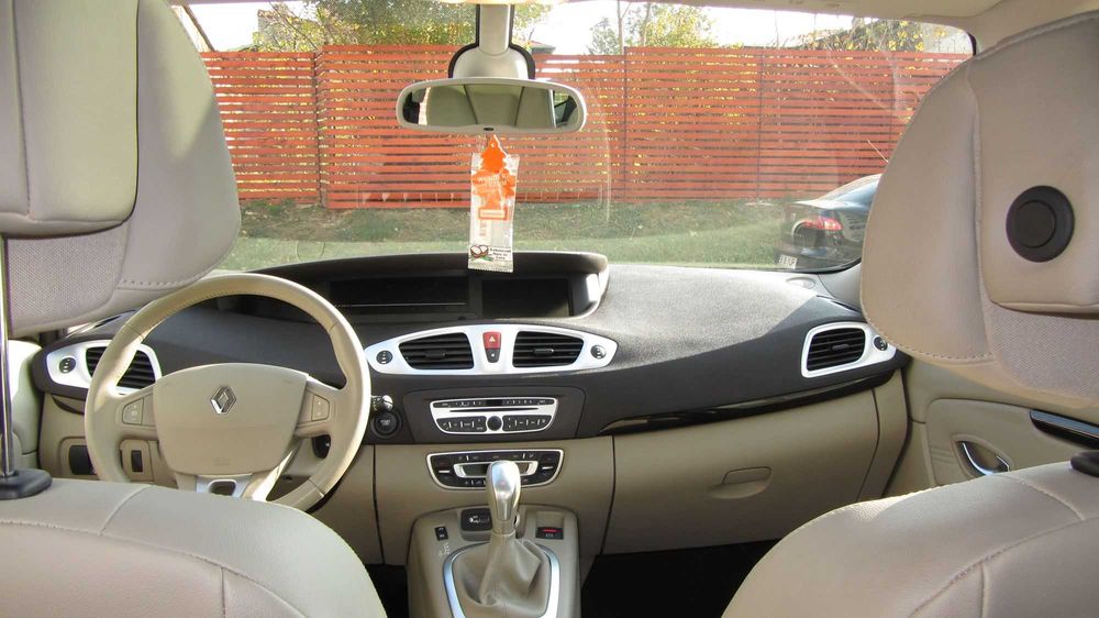 RENAULT Grand Scenic 2009 — imagine 3