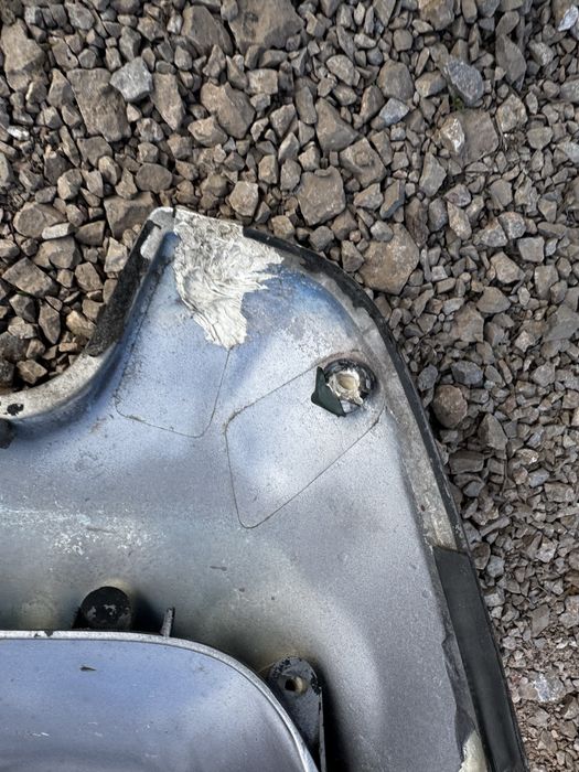 Крило спойлер Мазда 3