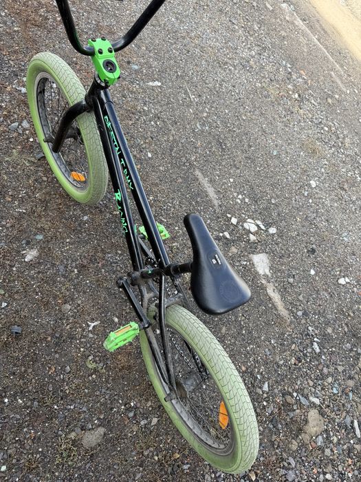 Велосипед трюкавой