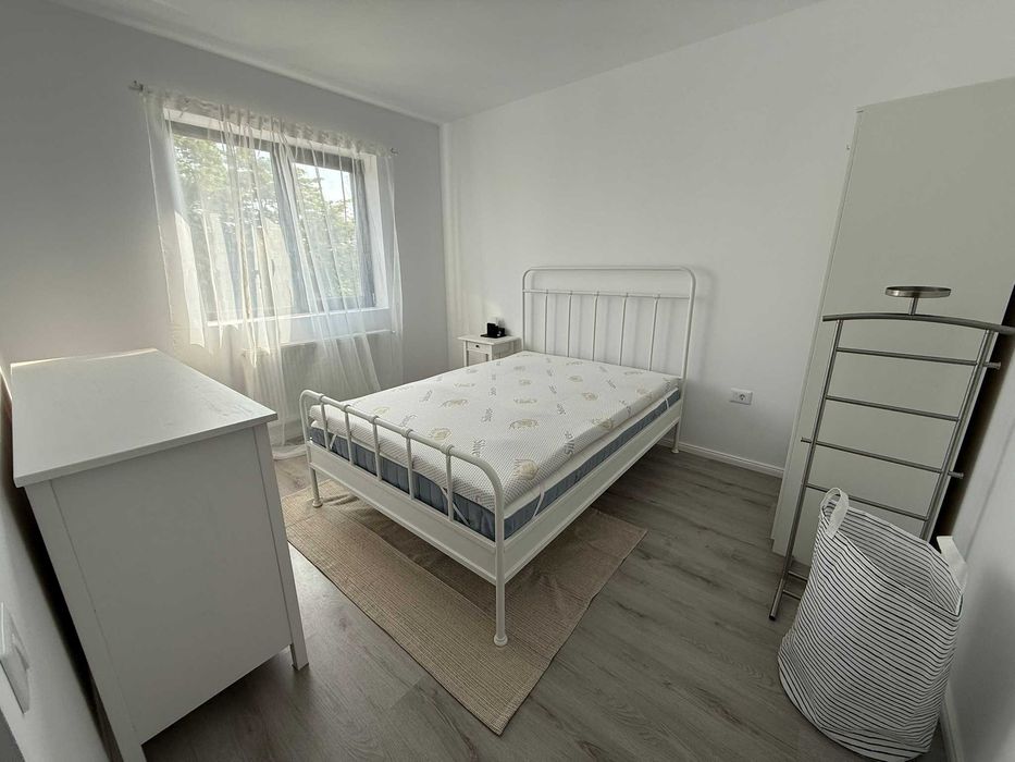 Apartament 3 camere - Prima închiriere!