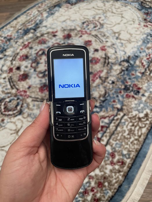 Нокиа 8600 - Луна