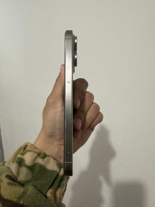 Продам айфон 15про макс на 1тб