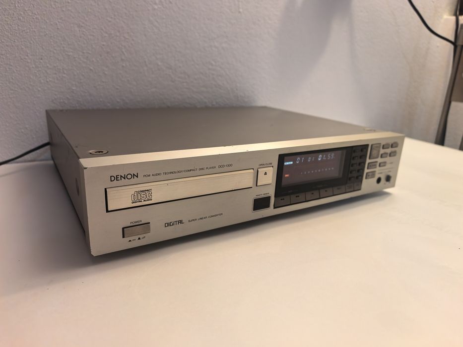 CD Denon DCD 1300 player compact disc