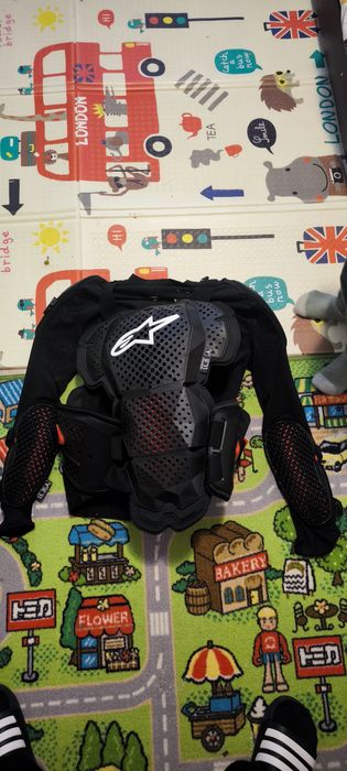 Armura alpinestars bionic tech V3 mărimea XL