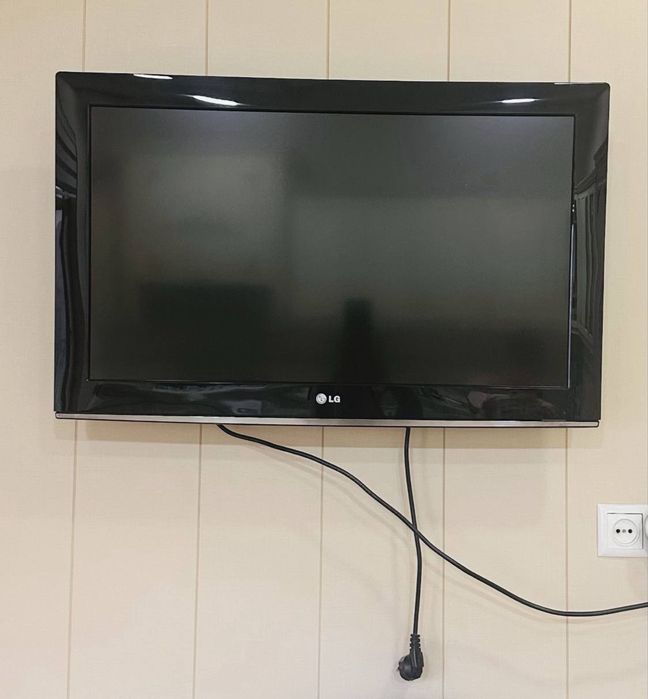 Televizor LG 32,телевизор,LG,zor ishlaydi,телевизор