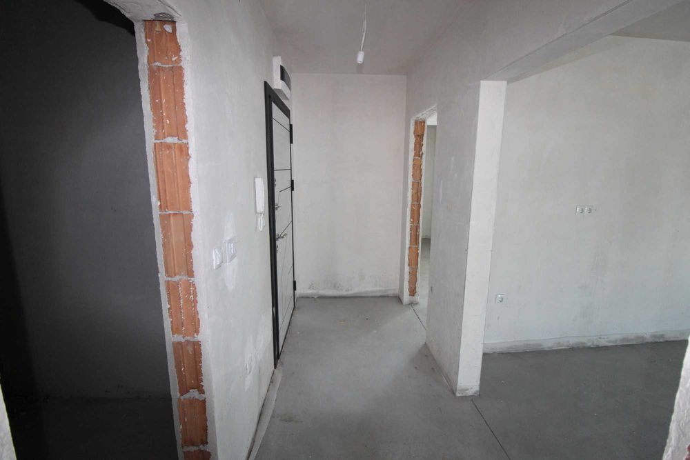 Продава се Тристаен апартамент в Пловдив, Кършияка - 99 кв.м за 1954 €/кв.м - Снимка #3