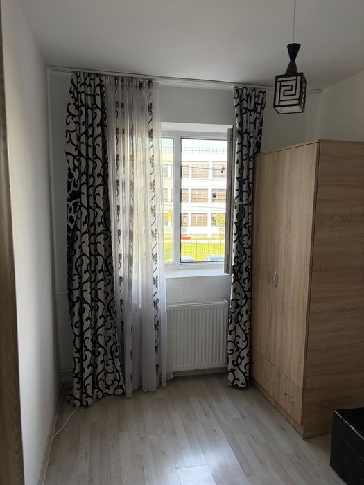 Închiriez apartament 3 camere Banat/Exercițiu