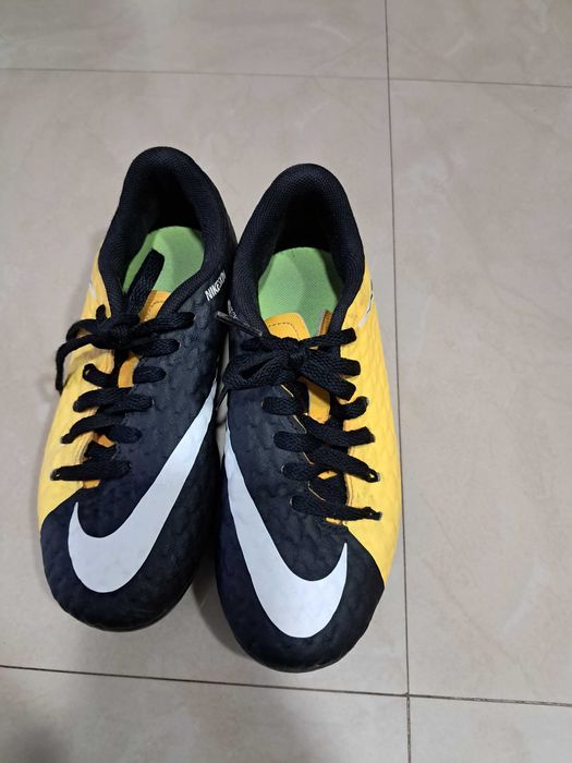 Ghete fotbal cu crampoane 35