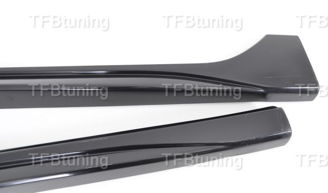 Praguri laterale VW Volkswagen Golf 8 MK8 Hatchback 3 si 5 usi aspect R Line R-line RLine Look