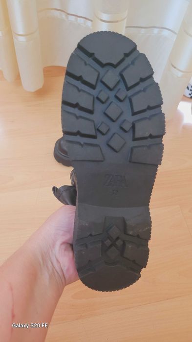 Детски ботуши Zara размер 32