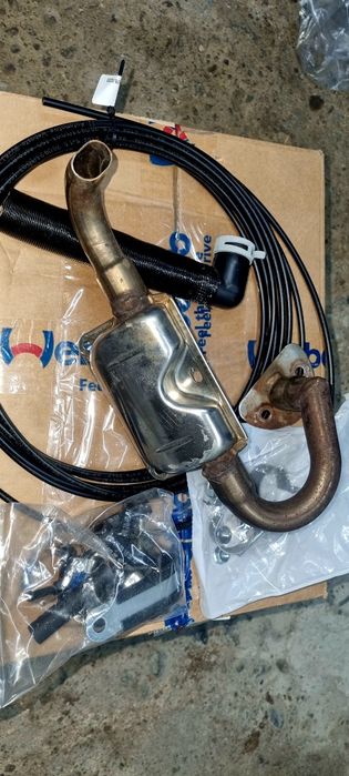 Eberpsacher airtronic D2 sirocou
Alimentare 24v / diesel
Ceas programa