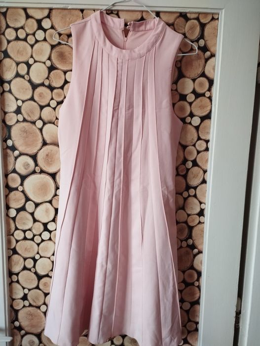 Нова рокля Lucy , не е обличана