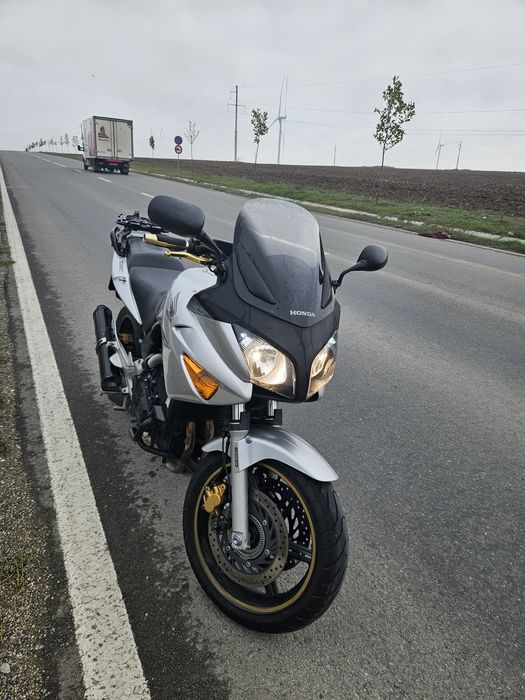 Honda CBF600 (PC38) 2005 600cc 79cp 68.000km