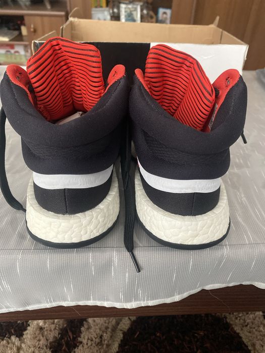 adidas нови високи маратонки 40 номер