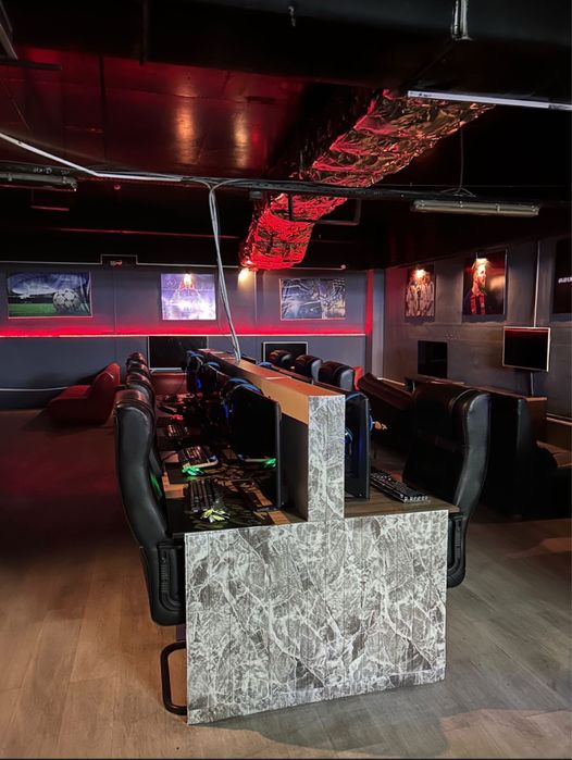 Готовый компьютерный клуб.