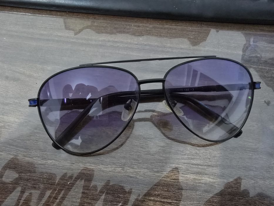 Очки солнцезащитные новые стильные