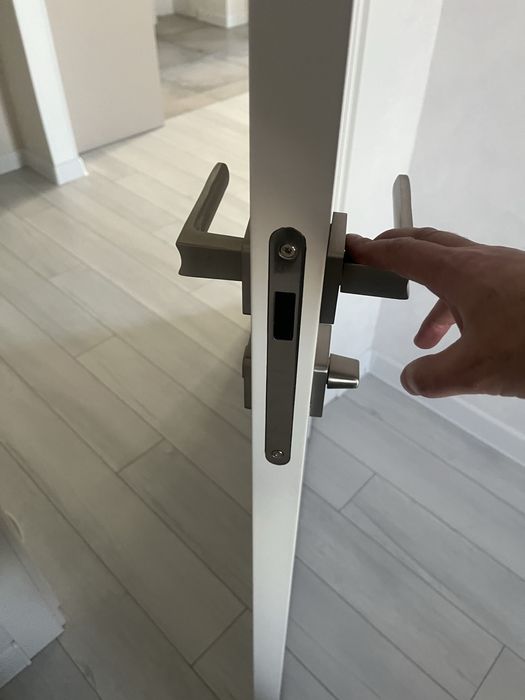 Продам двери в идеальном сосстояний