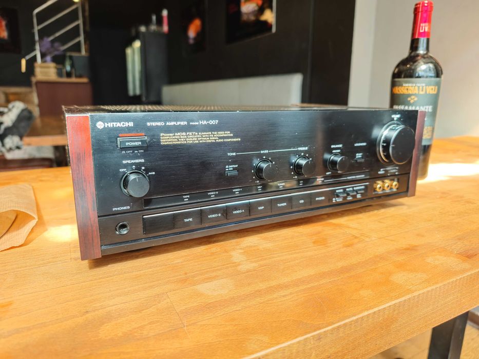 Hitachi HA -007 с легендарните MOS FET транзистори