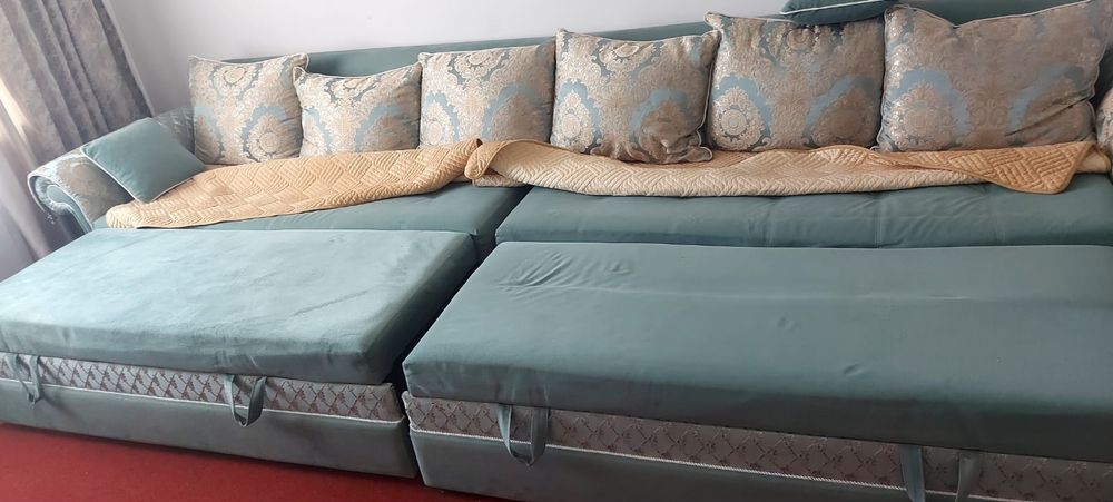 Продаётся  диван