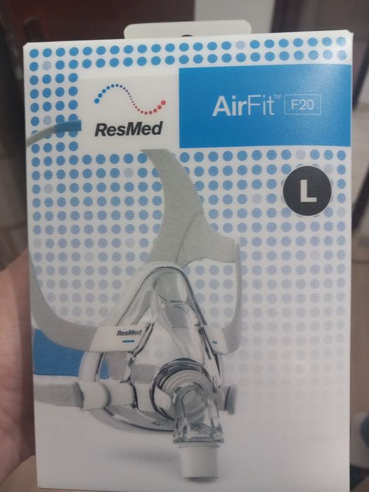 Mască AirFit folosita de 3 ori