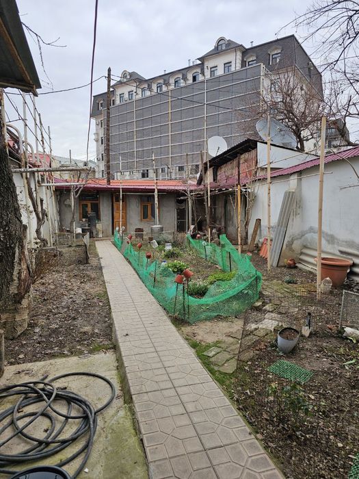 Участок  Академ городок. 6 соток.