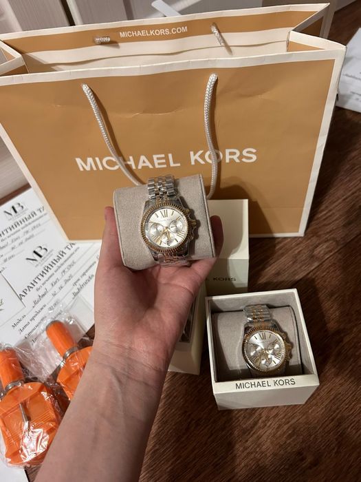 Часы Michael Kors