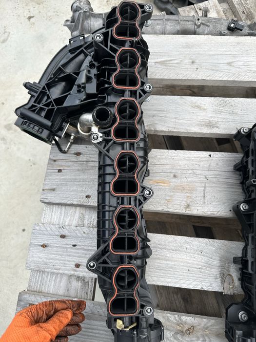 Galerie admisie BMw seria 3 5 7 x5 x6 motor 3.0 diesel 245 si 306 cp f01 f30 f10 e90 e70 e71