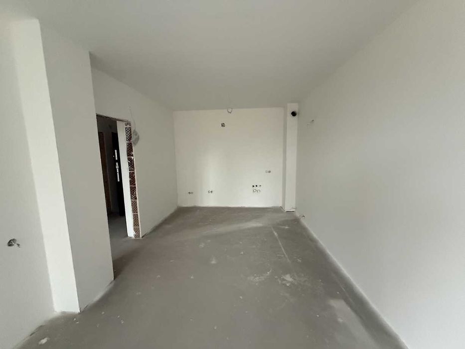 Продава се Двустаен апартамент в Бургас, Център - 68 кв.м за 1868 €/кв.м - Снимка #12