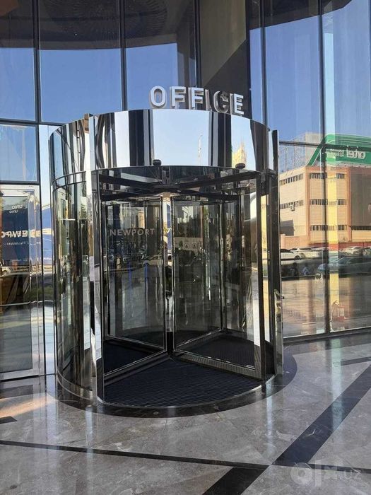 Срочно офис в Piramit tower (А7)