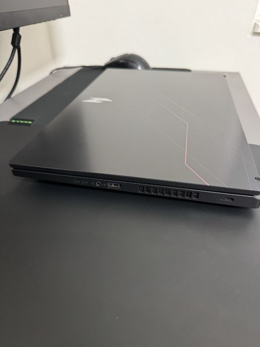 Acer Nitro V 15 (ANV15-52) с гаранция