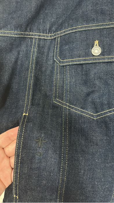 Продам джинсовку диор