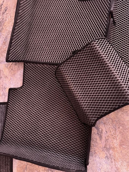 Продам коврики на дуксон