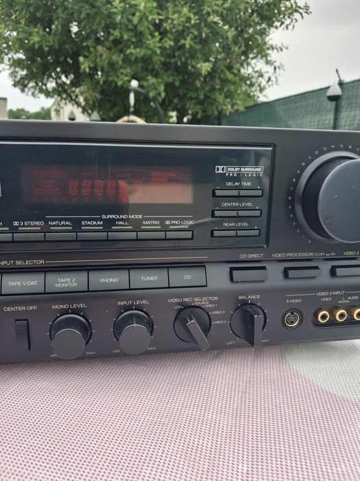 Receiver rar Sansui  av 7000