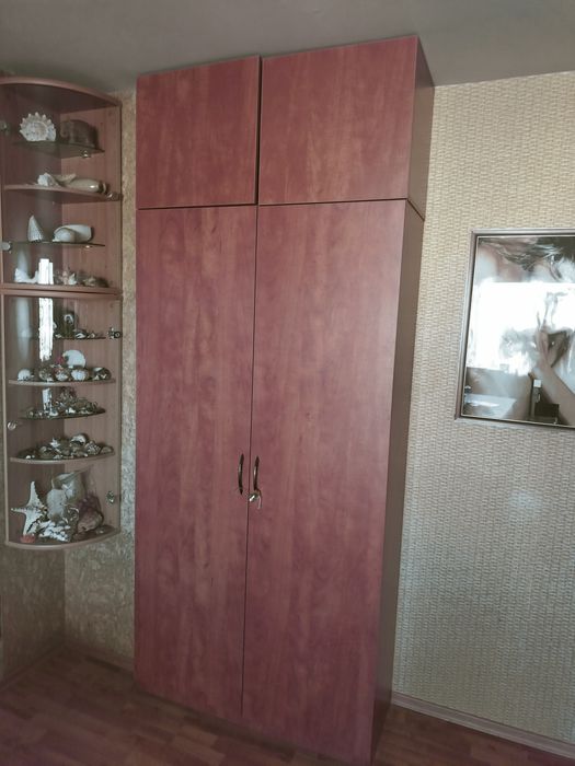 Падащо легло в гардероб