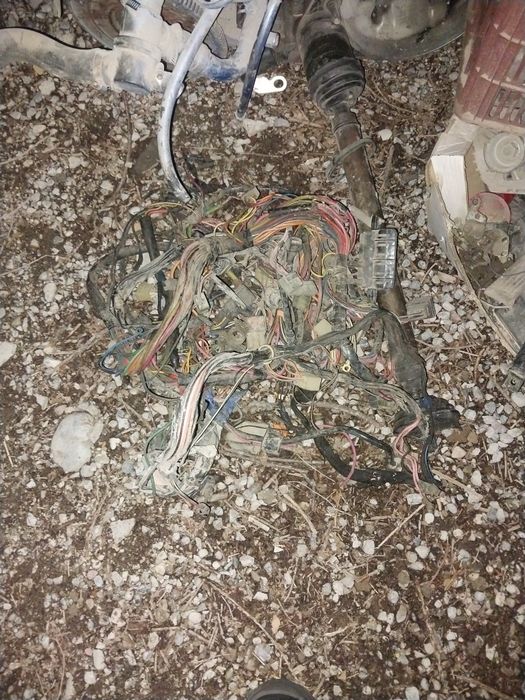 Запчасти на ваз 21099