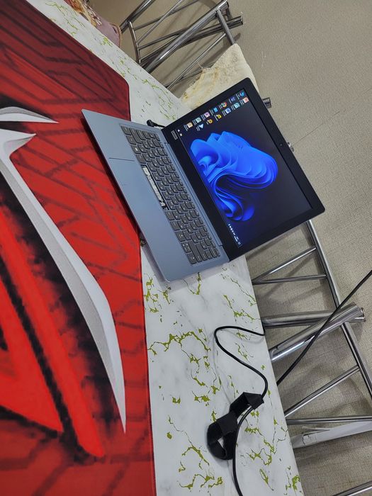 Нетбук Lenovo 11