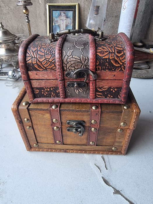 Cufere decorative din lemn