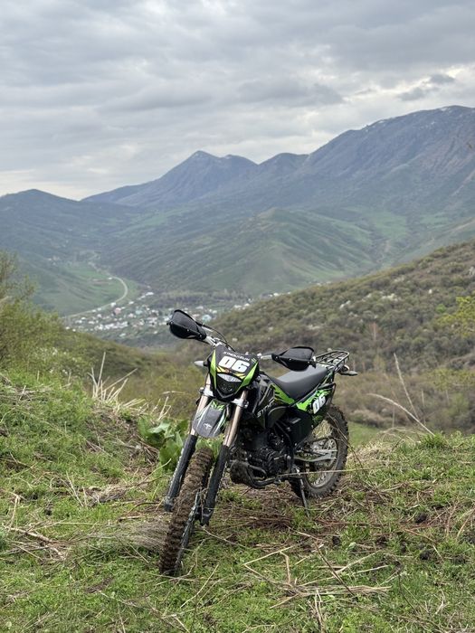 Мотоцикл эндуро 300