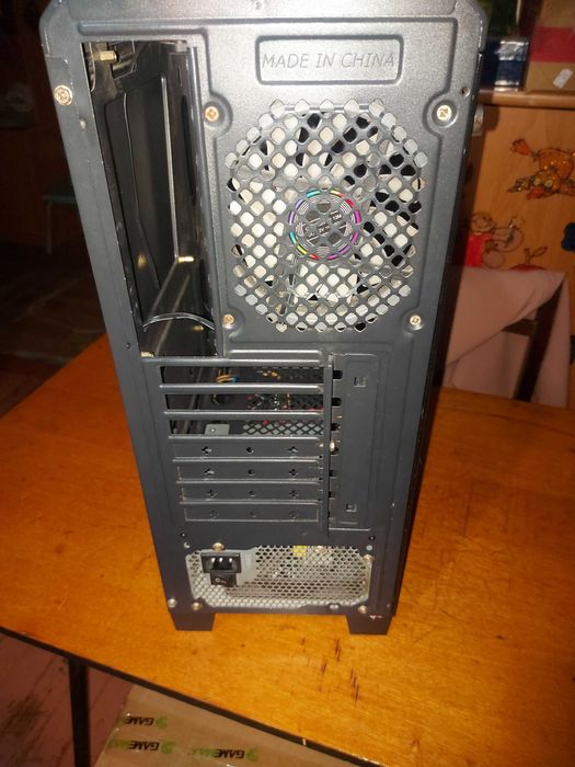 Продам корпус AeroCool Cylon