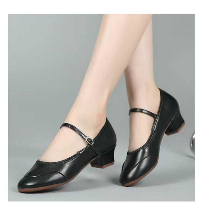 Туфли для народного танца