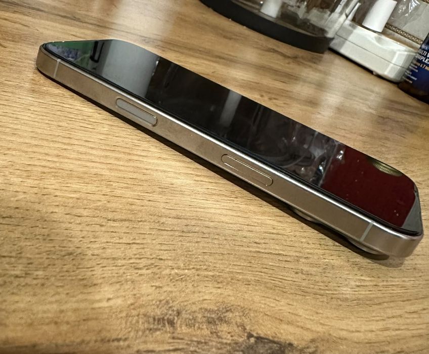 iPhone 16 Pro 128GB Natural Titanium
