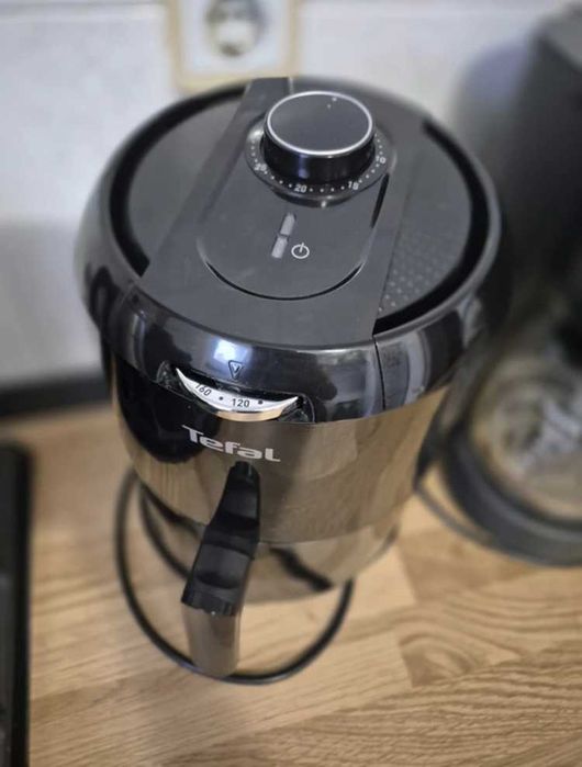 Friteuza cu aer cald Tefal Easy Fry Compact EY101815