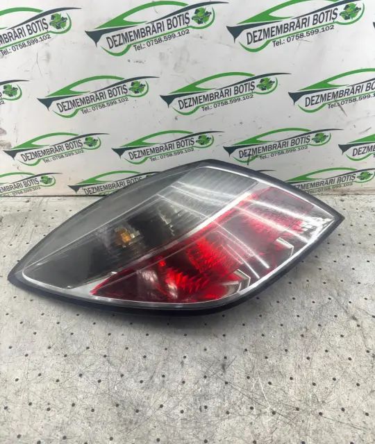 Lampa / Tripla stop stanga pe aripa Opel Astra 2005