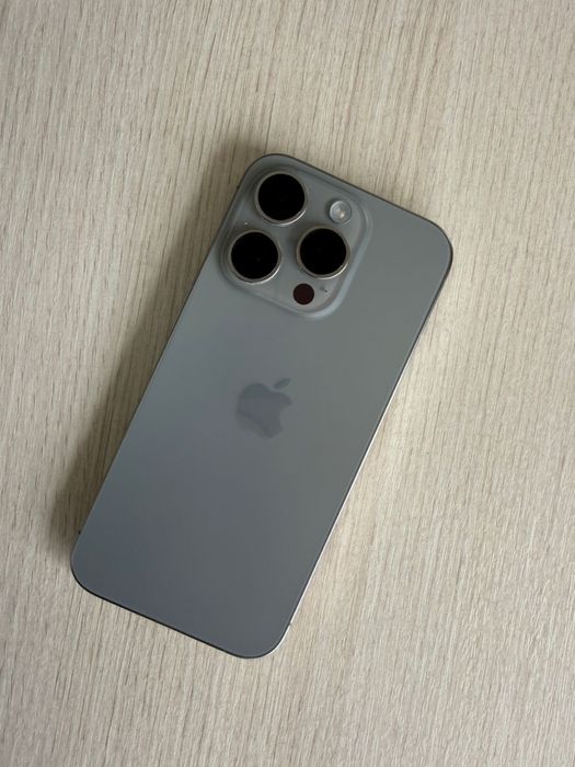Продам iphone 15 pro 128 gb айфон
